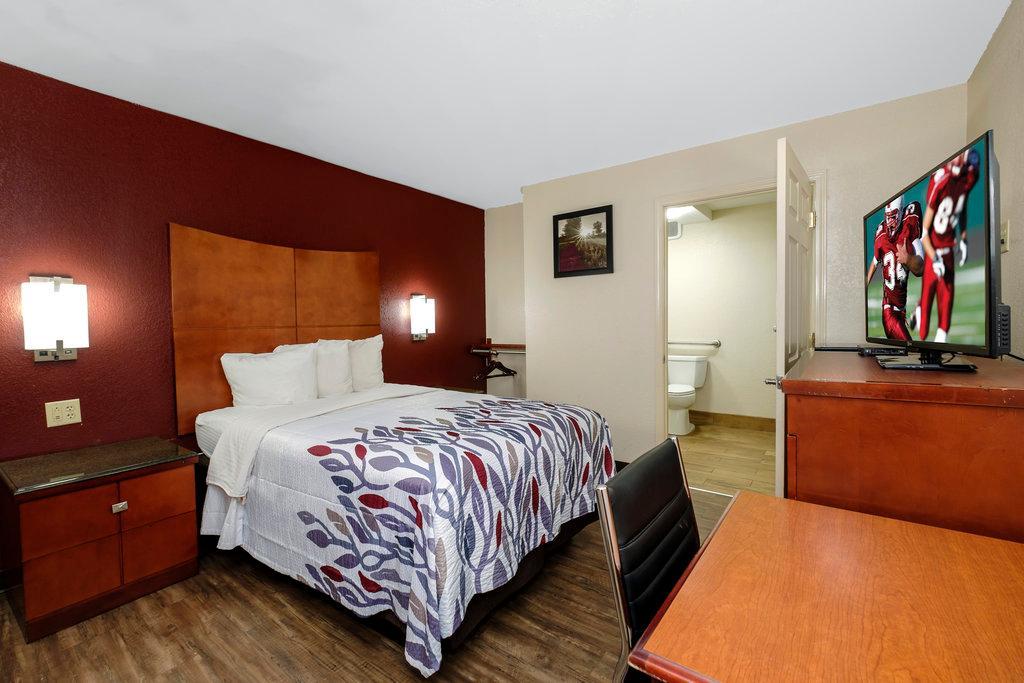 Red Roof Inn Columbus, Ms Εξωτερικό φωτογραφία
