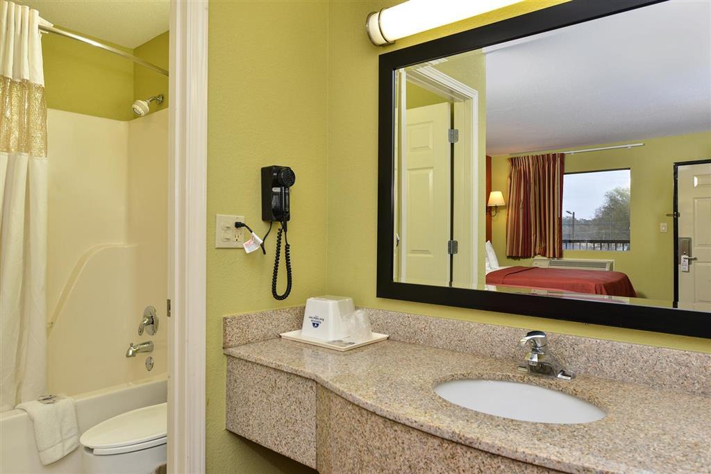 Red Roof Inn Columbus, Ms Δωμάτιο φωτογραφία
