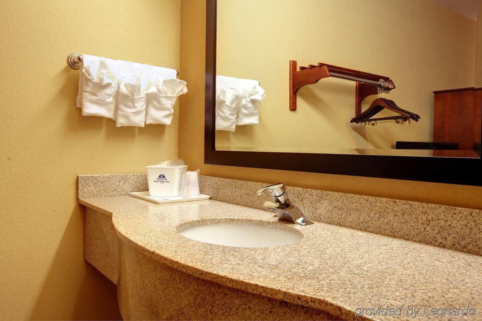 Red Roof Inn Columbus, Ms Εξωτερικό φωτογραφία